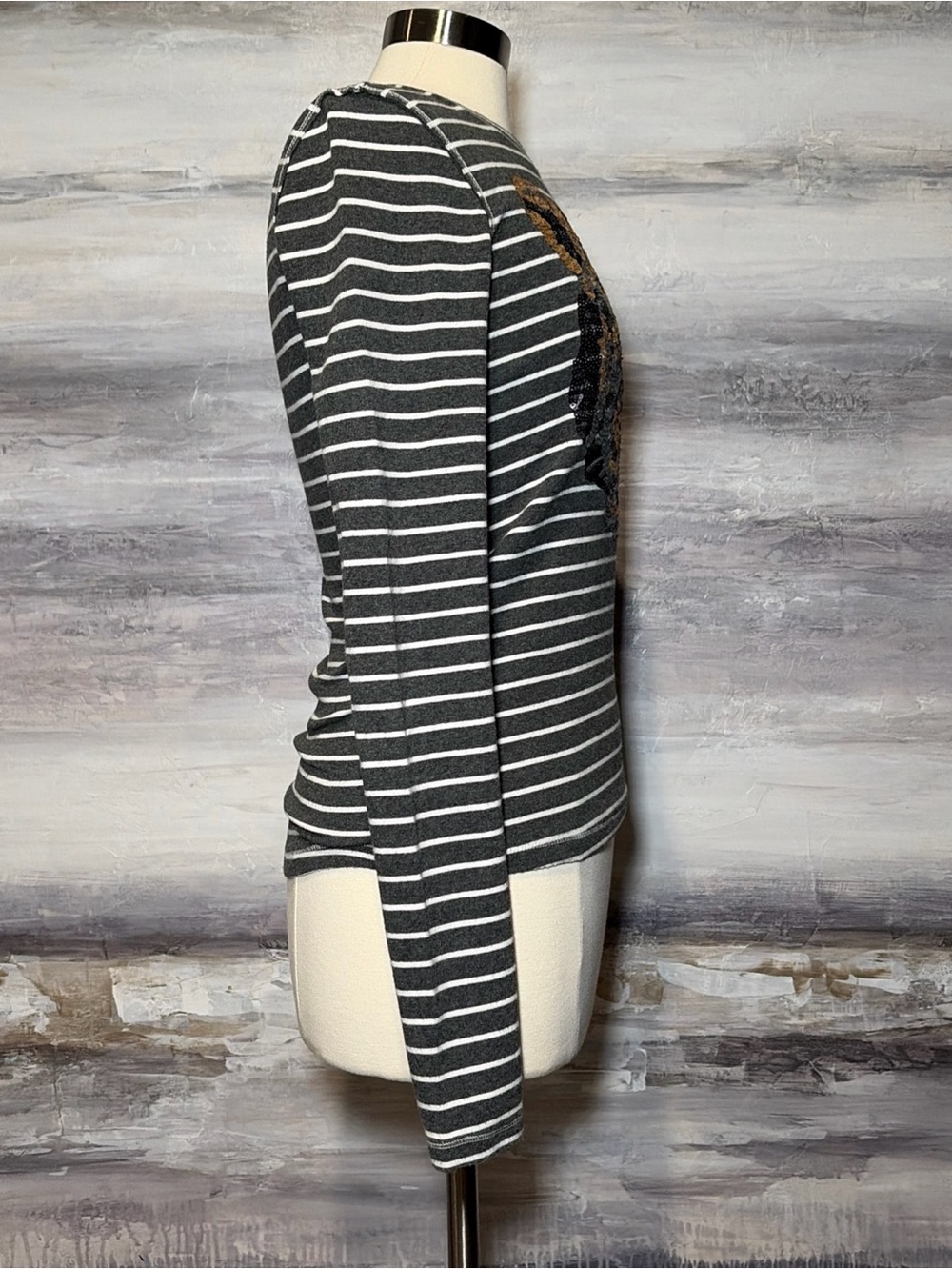 WE THE FREE PEOPLE Tiger Sequin Stripe Long Sleeve Top Stretch Tattoo Jungle - Picture 3 of 8